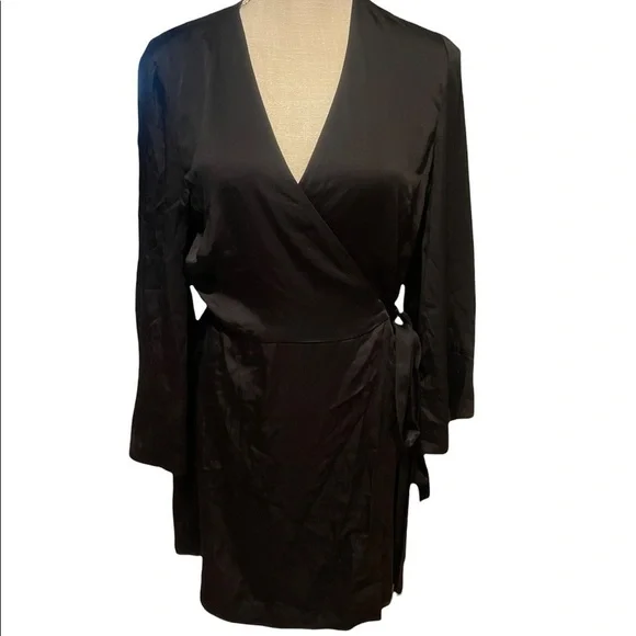 Bardot mini wrap dress - Picture 1 of 2